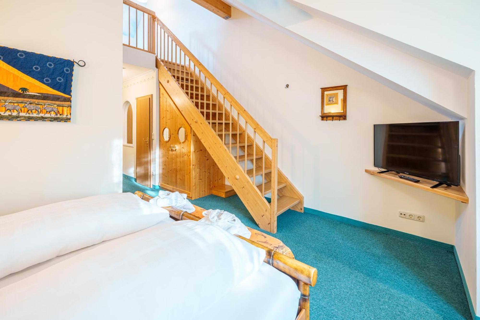 Koenig Ludwig Design Hotel Neu Zimmer Mit Sauna Oder Whirlpool Oder Mehr Altötting Zewnętrze zdjęcie