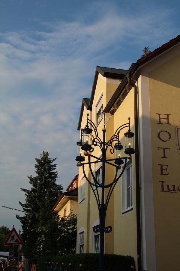 Koenig Ludwig Design Hotel Neu Zimmer Mit Sauna Oder Whirlpool Oder Mehr Altötting Zewnętrze zdjęcie